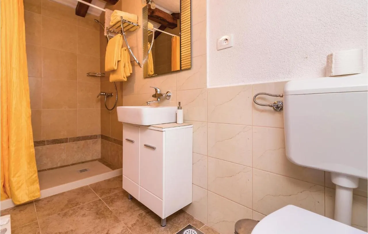 Pet Friendly Home In Manjadvorci With Wifi