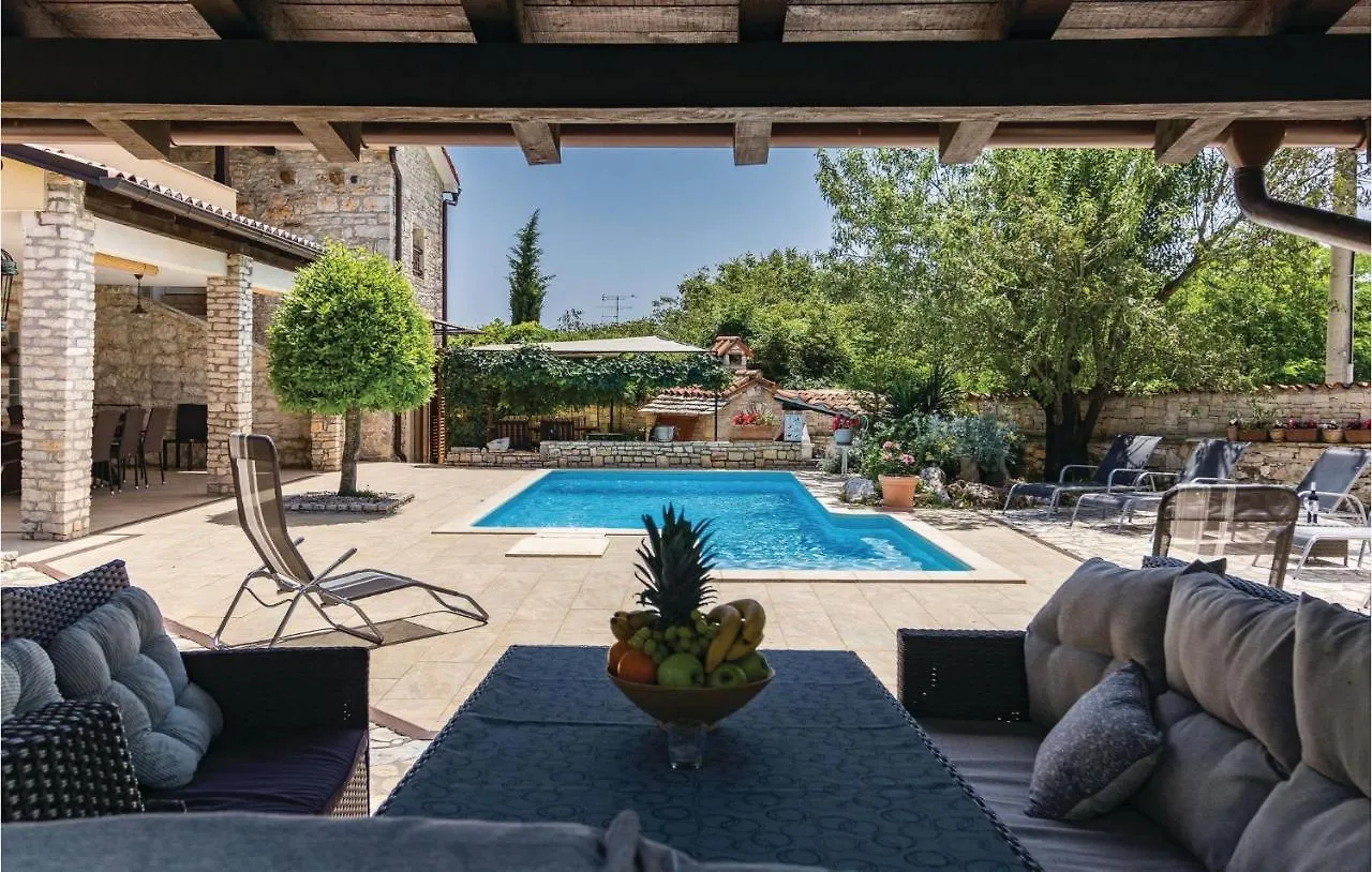 Pet Friendly Home In Manjadvorci With Wifi 0*,  Croatia
