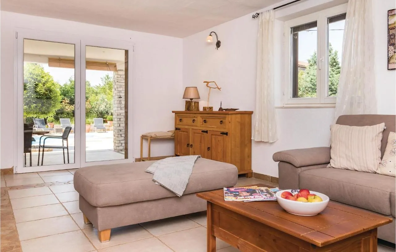 Pet Friendly Home In Manjadvorci With Wifi