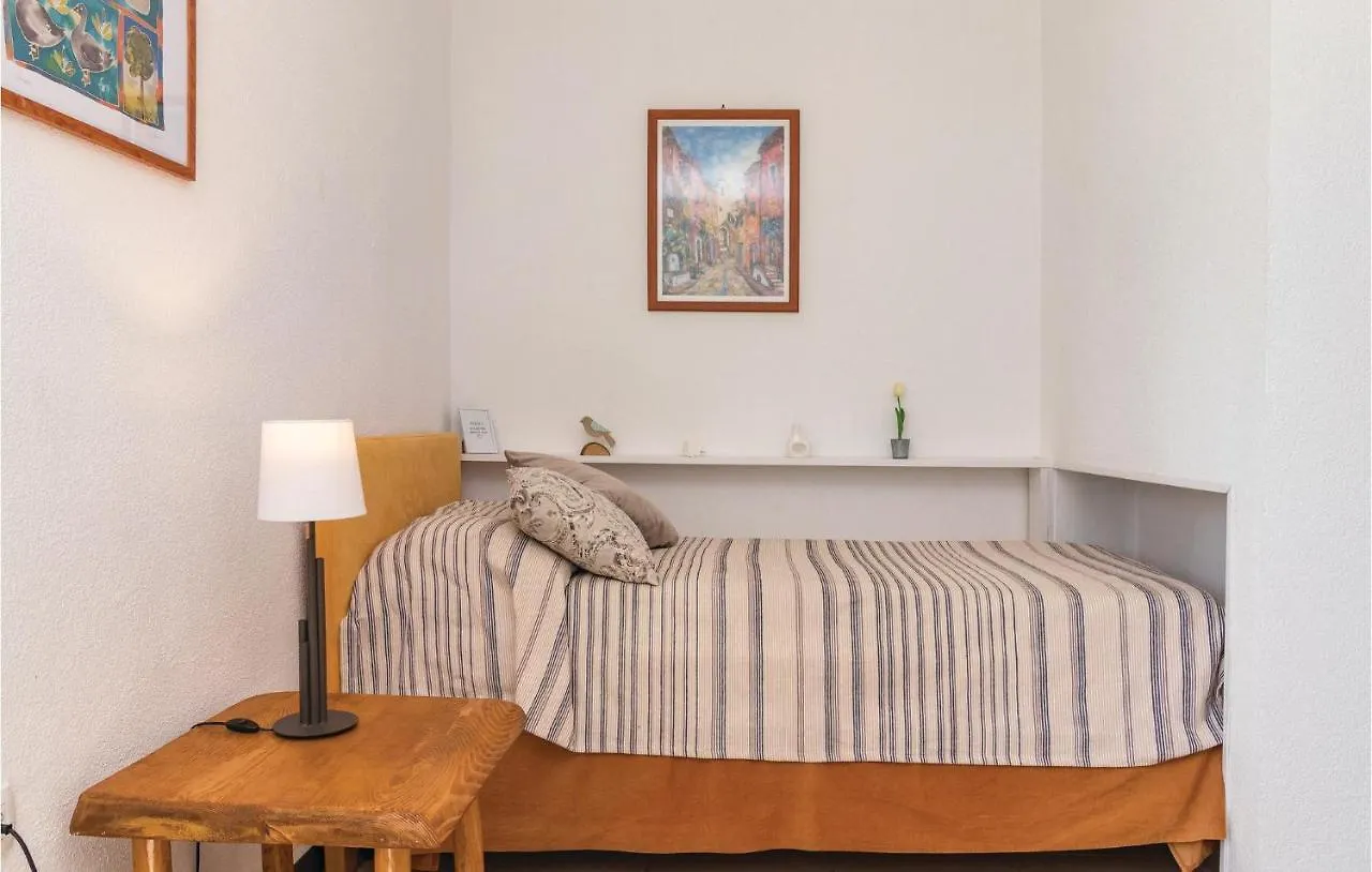 Pet Friendly Home In Manjadvorci With Wifi Holiday home